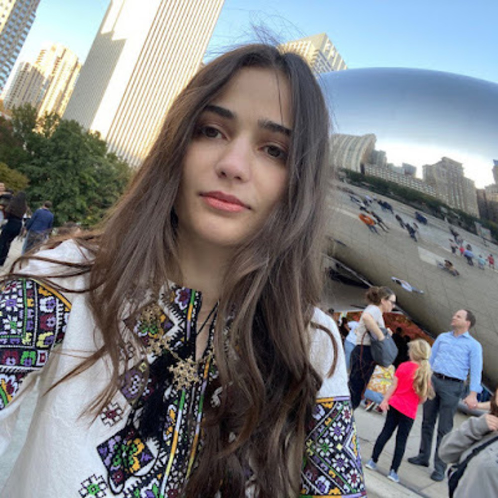 Meet your Posher, Khrystyna